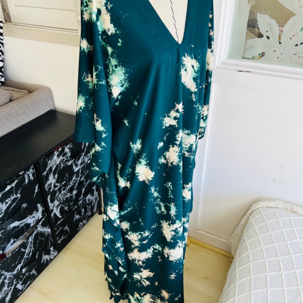 One Size Tie Dye kaftan - Picture 4 of 7